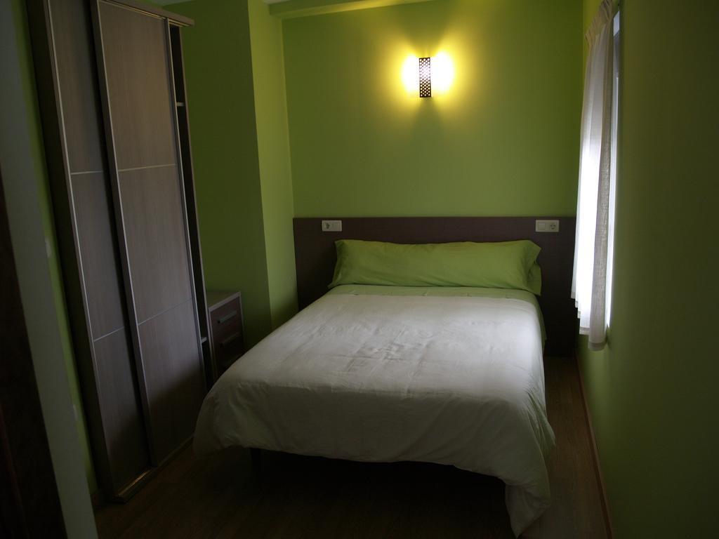 Albergue De Yebra Yebra de Basa Exteriör bild