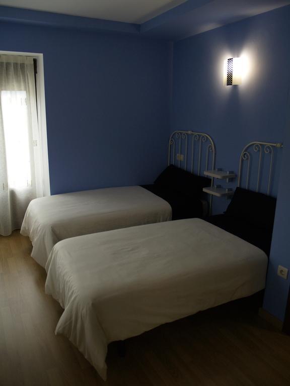 Albergue De Yebra Yebra de Basa Exteriör bild