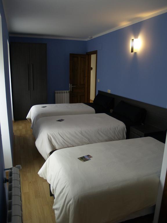 Albergue De Yebra Yebra de Basa Rum bild