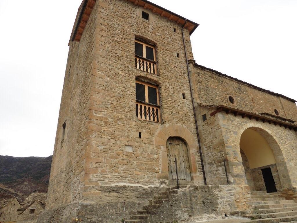 Albergue De Yebra Yebra de Basa Exteriör bild